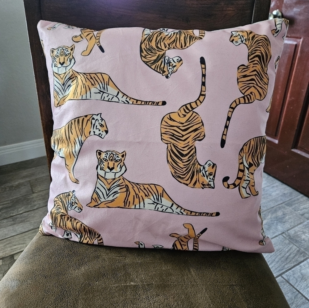 Tiger Pillow Like New